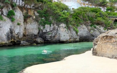 Attività acquatiche a Minorca: scopri le migliori avventure in mare sull’isola