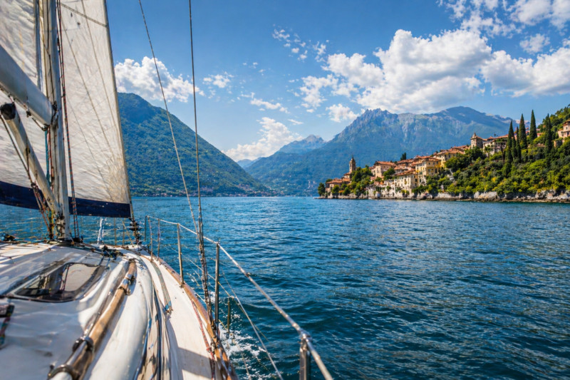 Attività acquatiche sul Lago di Como: la guida completa per divertirsi sul lago più affascinante d’Italia