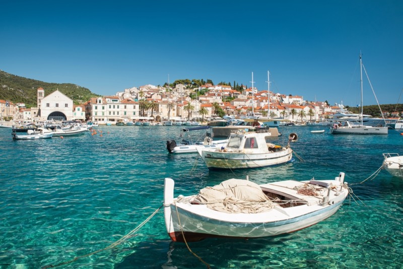 Qual è la barca migliore per navigare in Croazia? Una guida completa