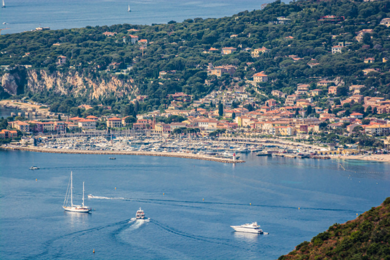 Perché la Costa Azzurra è la destinazione perfetta per navigare in estate